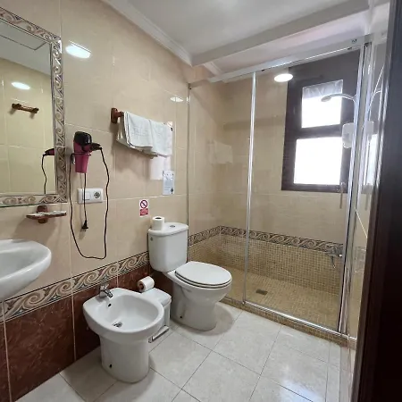 Conil - Con Bano Privado En El Centro De Conil Πανσιόν