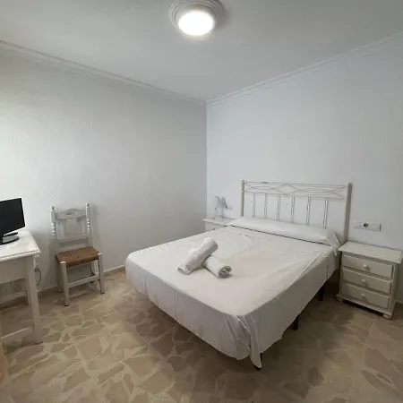 Conil - Con Bano Privado En El Centro De Conil Πανσιόν 3*