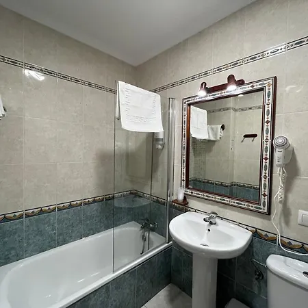 Conil - Con Bano Privado En El Centro De Conil Πανσιόν Conil De La Frontera