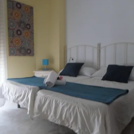 Conil - Con Bano Privado En El Centro De Conil